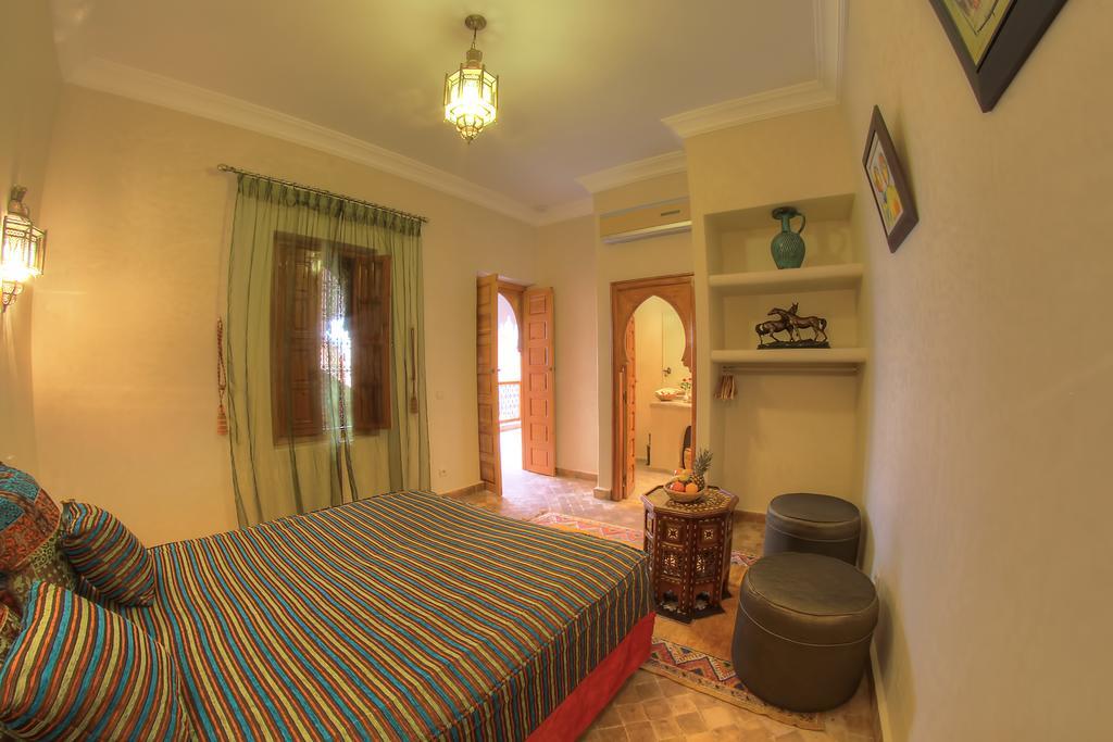 Dar Tasnime Hotel Marrakesh Room photo